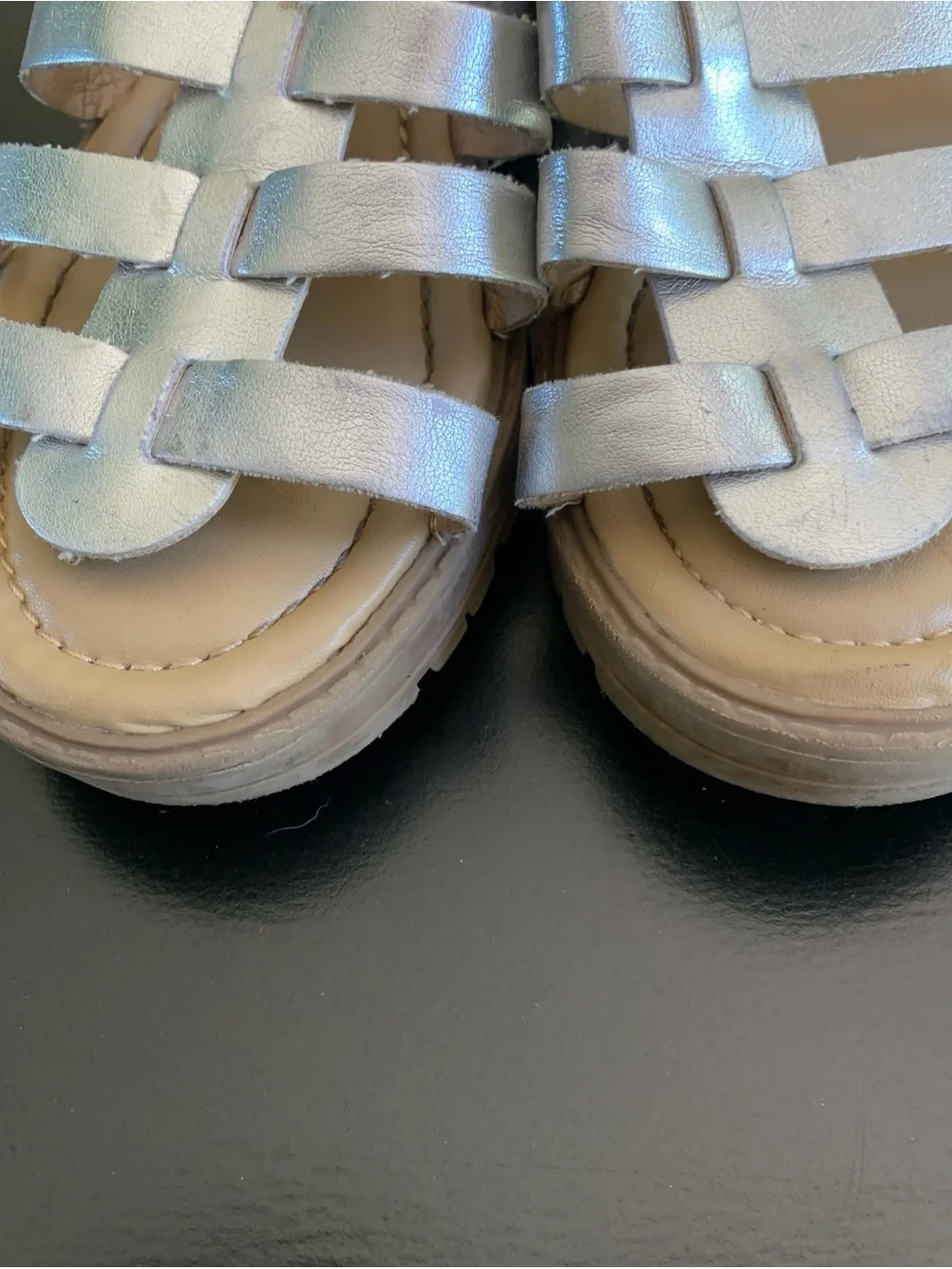 GAP Kids Sandals Girls Size 4 Silver Metallic Fisherman Chunky Sole Gladiator